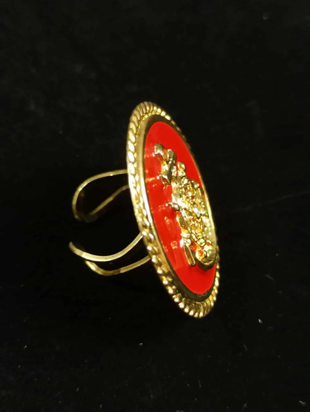 Vintage 80’s Nautical Ship Wheel Red Enamel Gold Tone Statement Ring Adjustable